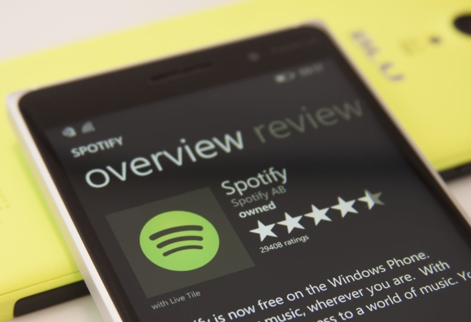 Spotify обновили до версии Windows Mobile 10